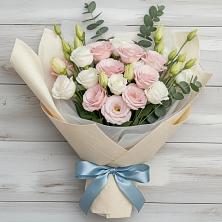 Букет цветов из:  Лизиантусы в Каменке Ивановской области