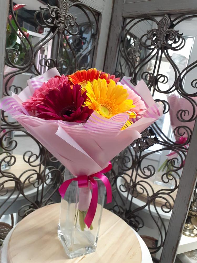 Букет цветов из: Герберы в Каменке Ивановской области