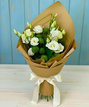 Букет цветов из:  Хризантемы и Лизиантусы в Каменке Ивановской области