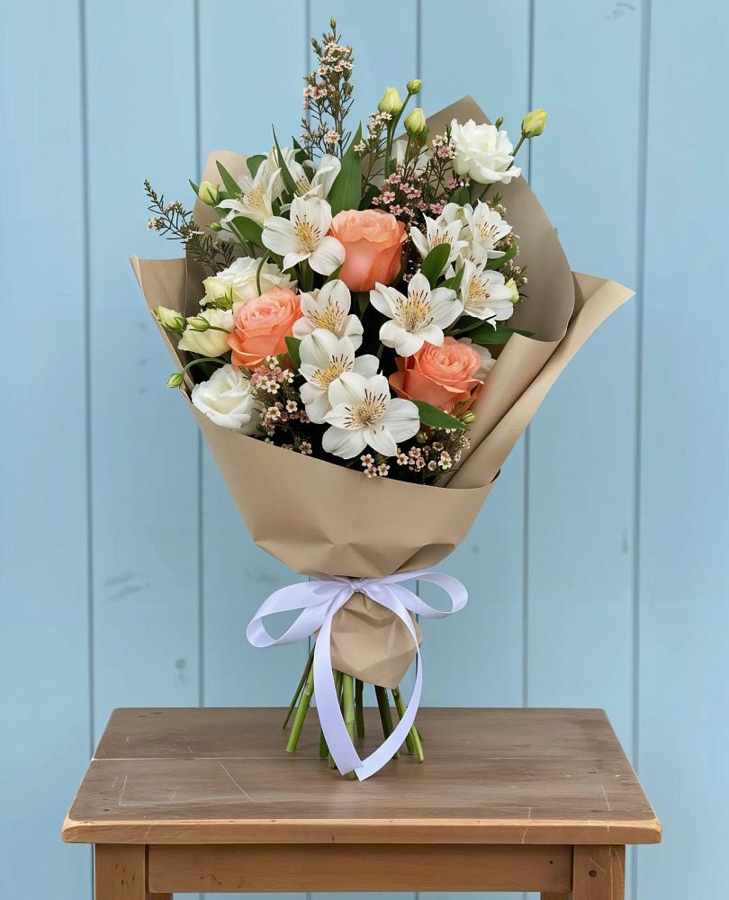 Букет цветов из: Альстромерии, Лизиантусы, Розы и Хризантемы в Каменке Ивановской области